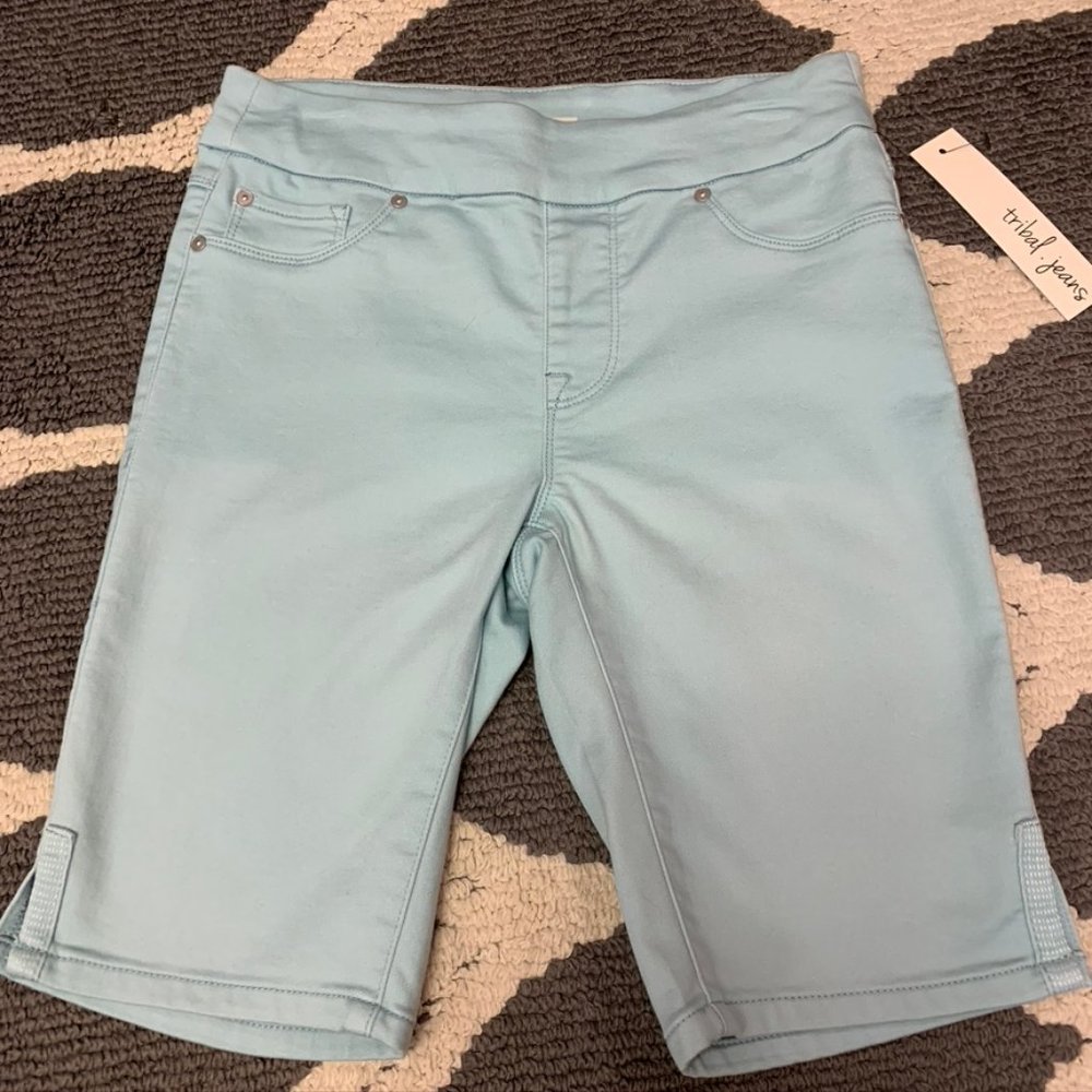 Tribal Pull-On Short/Side Detail in Seagreen